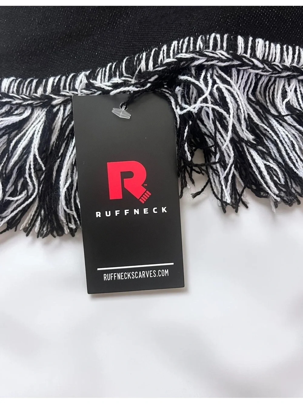 YETI Ruffneck Scarf Built for the Wild NWT Employee Exclusive Black Fringe